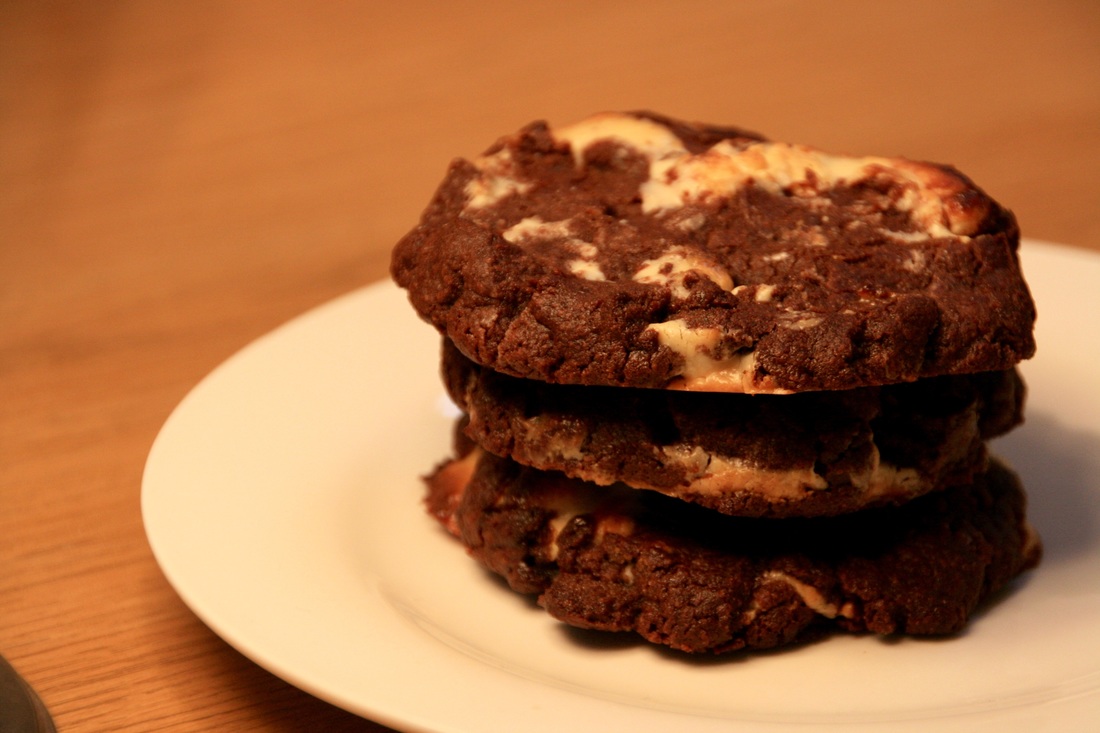 Mega Chocolate Cookies﻿